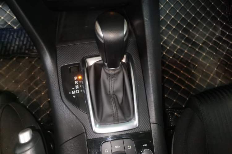 Used Mazda 3 Axela 2016 Sedan 1.5L Automatic Comfort Model Gear Lever