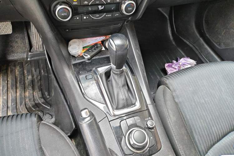 Used Mazda 3 Axela 2016 Sedan 1.5L Automatic Luxury Model Gear Lever