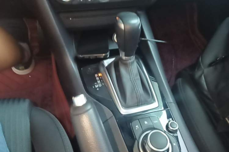 Used Mazda 3 Axela 2016 Sedan 1.5L Automatic Luxury Model Gear Lever