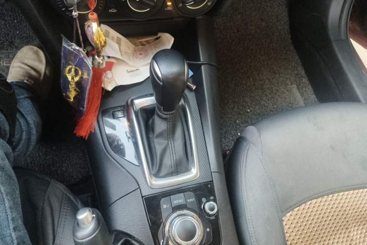 Used Mazda 3 Axela 2016 Sedan 1.5L Automatic Comfort Model Gear Lever