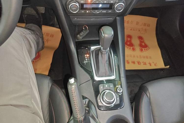 Used Mazda 3 Axela 2016 Sedan 1.5L Automatic Prestige Model Gear Lever