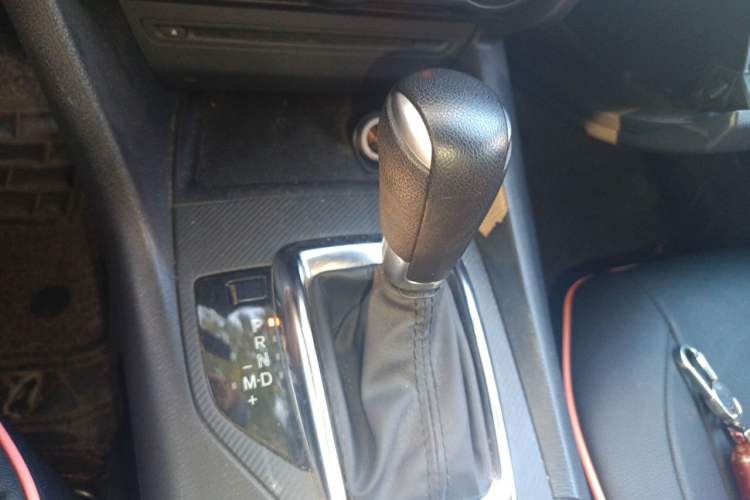 Used Mazda 3 Axela 2016 Sedan 1.5L Automatic Comfort Model Gear Lever