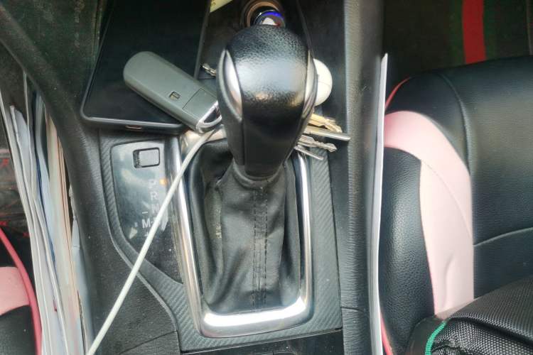Used Mazda 3 Axela 2016 Sedan 1.5L Automatic Comfort Model Gear Lever