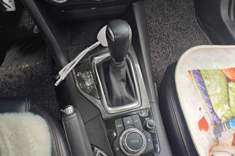 Used Mazda 3 Axela 2016 Sedan 1.5L Automatic Comfort Model Gear Lever
