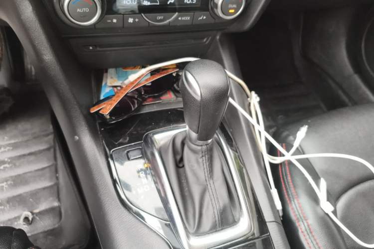 Used Mazda 3 Axela 2016 Sedan 1.5L Automatic Luxury Model Gear Lever