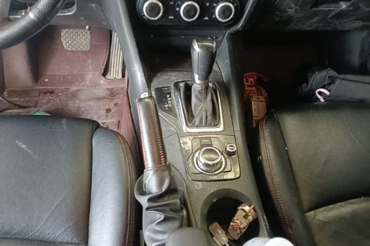 Used Mazda 3 Axela 2016 Sedan 1.5L Automatic Comfort Model Gear Lever