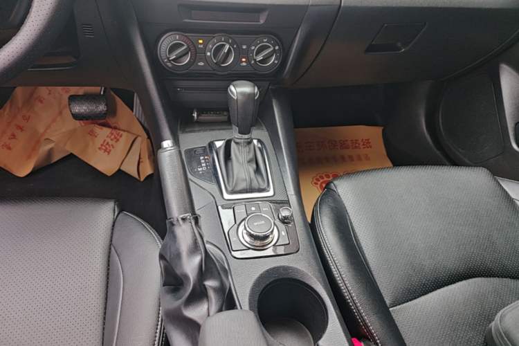 Used Mazda 3 Axela 2016 Sedan 1.5L Automatic Comfort Model Gear Lever