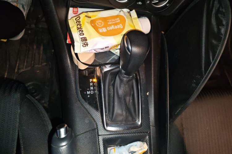 Used Mazda 3 Axela 2016 Sedan 1.5L Automatic Comfort Model Gear Lever
