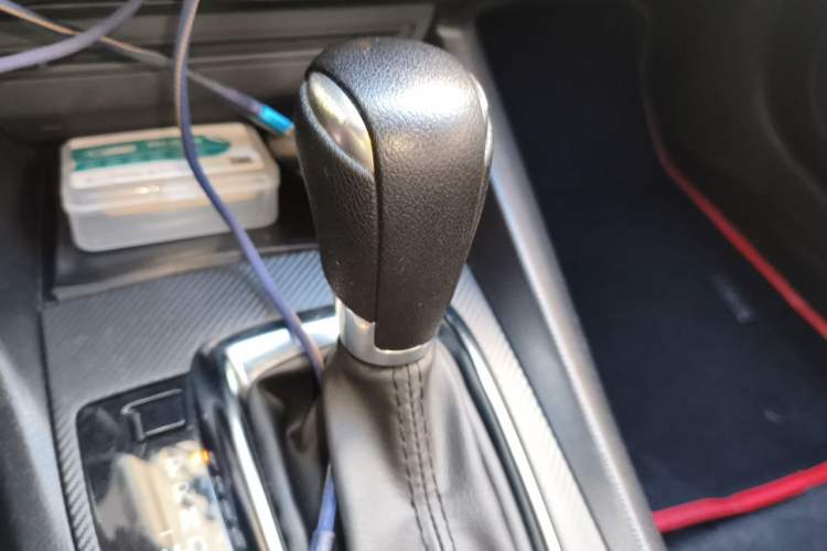 Used Mazda 3 Axela 2016 Sedan 1.5L Automatic Comfort Model Gear Lever