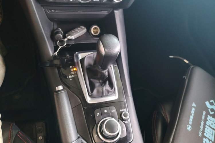 Used Mazda 3 Axela 2016 Sedan 1.5L Automatic Luxury Model Gear Lever