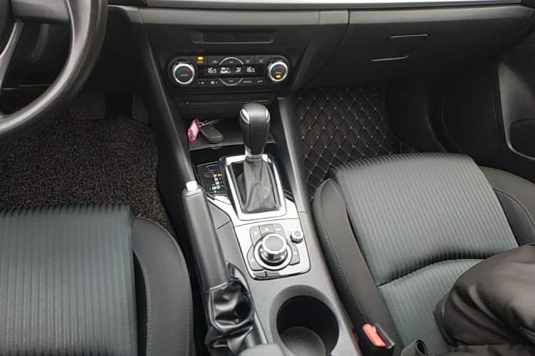 Used Mazda 3 Axela 2016 Sedan 1.5L Automatic Luxury Model Gear Lever