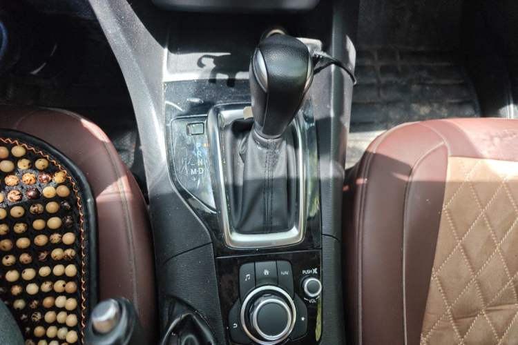 Used Mazda 3 Axela 2016 Sedan 1.5L Automatic Luxury Model Gear Lever