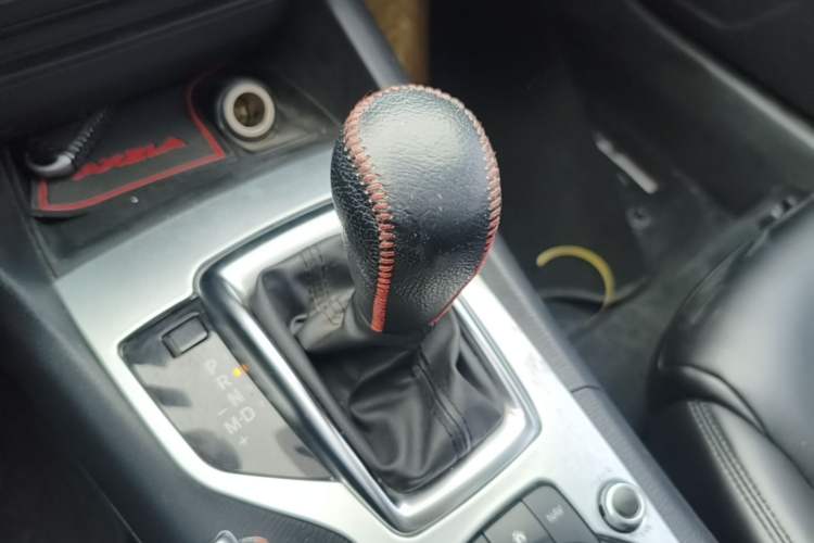 Used Mazda 3 Axela 2016 Hatchback 1.5L Automatic Luxury Model Gear Lever
