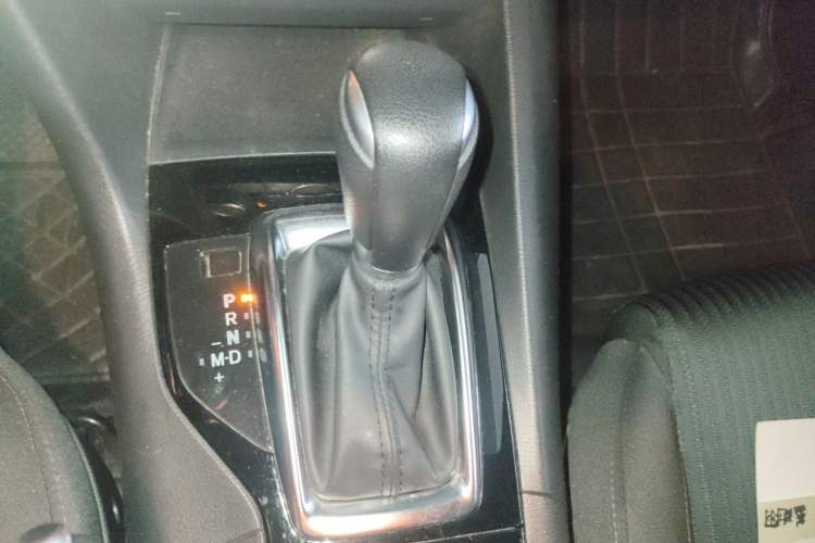 Used Mazda 3 Axela 2016 Hatchback 1.5L Automatic Luxury Model Gear Lever
