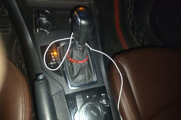 Used Mazda 3 Axela 2016 Sedan 1.5L Automatic Comfort Model Gear Lever