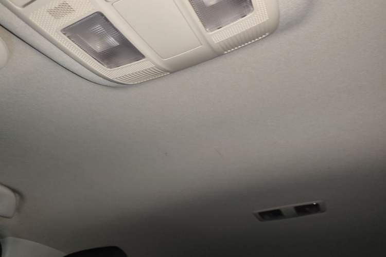 Used Mazda 3 Axela 2016 Sedan 1.5L Automatic Comfort Model Headliner