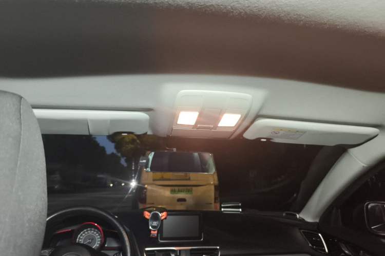 Used Mazda 3 Axela 2016 Sedan 1.5L Automatic Comfort Model Headliner