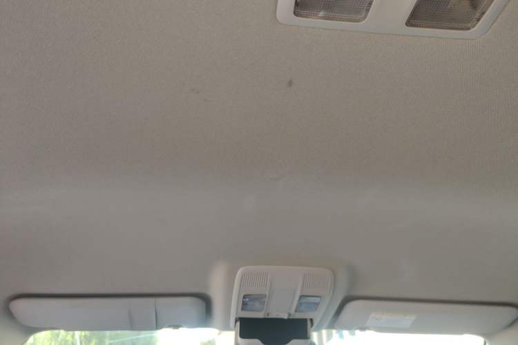 Used Mazda 3 Axela 2016 Sedan 1.5L Automatic Comfort Model Headliner