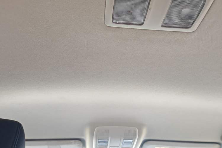 Used Mazda 3 Axela 2016 Sedan 1.5L Automatic Comfort Model Headliner