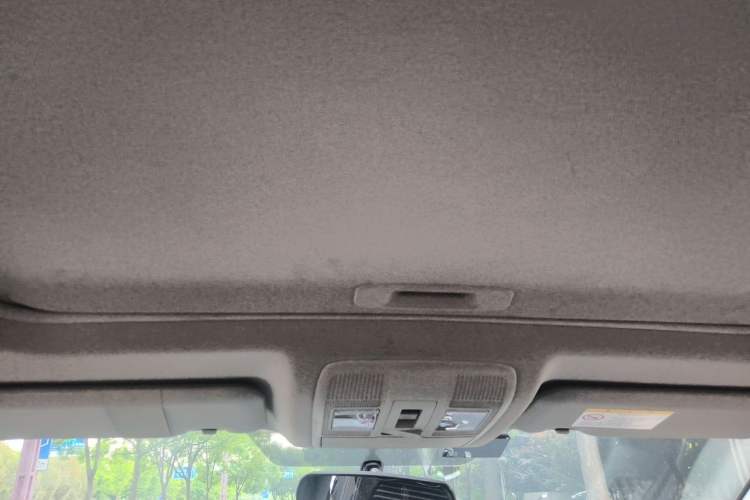 Used Mazda 3 Axela 2016 Sedan 1.5L Automatic Luxury Model Headliner