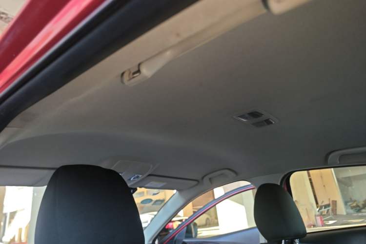 Used Mazda 3 Axela 2016 Sedan 1.5L Manual Comfort Model Headliner