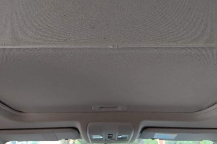 Used Mazda 3 Axela 2016 Sedan 1.5L Manual Luxury Model Headliner