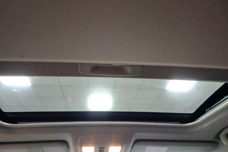 Used Mazda 3 Axela 2016 Sedan 2.0L Automatic Sport Model Headliner