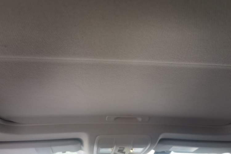 Used Mazda 3 Axela 2016 Sedan 1.5L Automatic Luxury Model Headliner