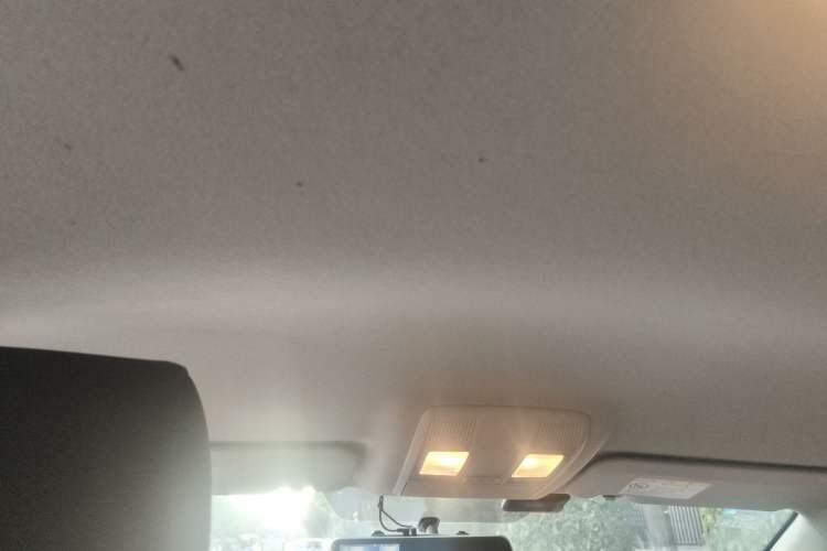 Used Mazda 3 Axela 2016 Sedan 1.5L Automatic Comfort Model Headliner