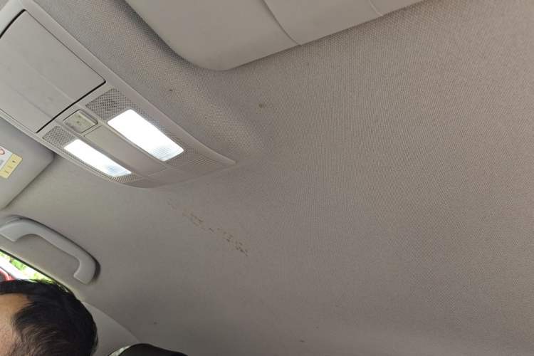 Used Mazda 3 Axela 2016 Sedan 1.5L Manual Comfort Model Headliner