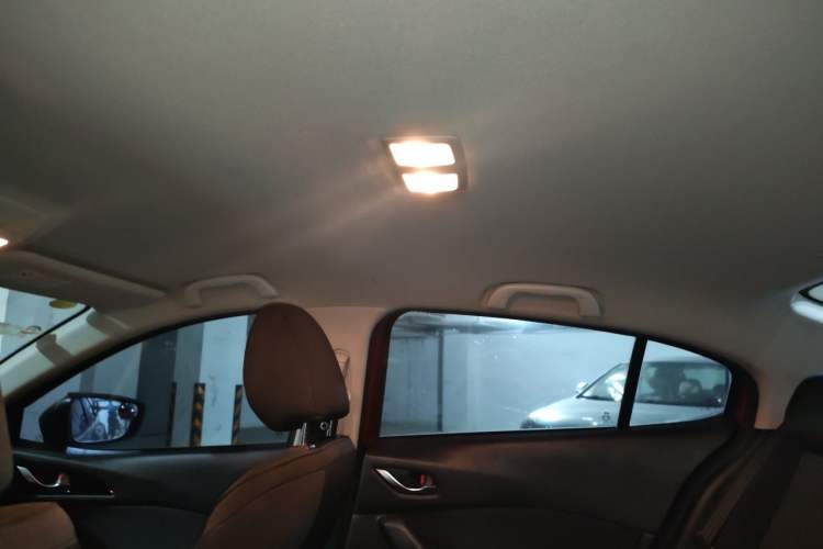 Used Mazda 3 Axela 2016 Sedan 1.5L Automatic Comfort Model Headliner