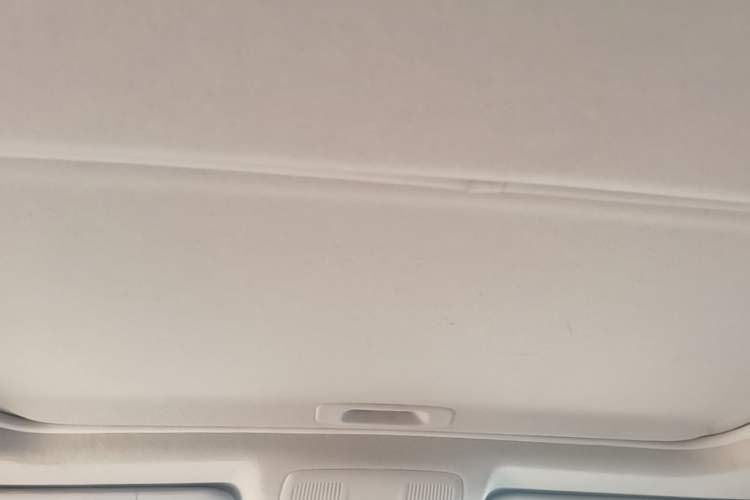 Used Mazda 3 Axela 2016 Hatchback 1.5L Automatic Luxury Model Headliner