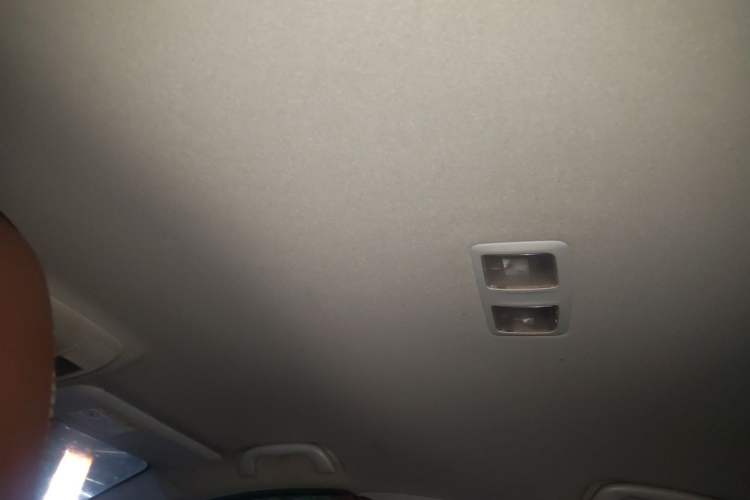 Used Mazda 3 Axela 2016 Sedan 1.5L Automatic Comfort Model Headliner