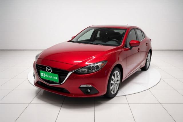 Ojetý Mazda 3 Axela 2016 Sedan 1.5L Automatic Luxury Model
