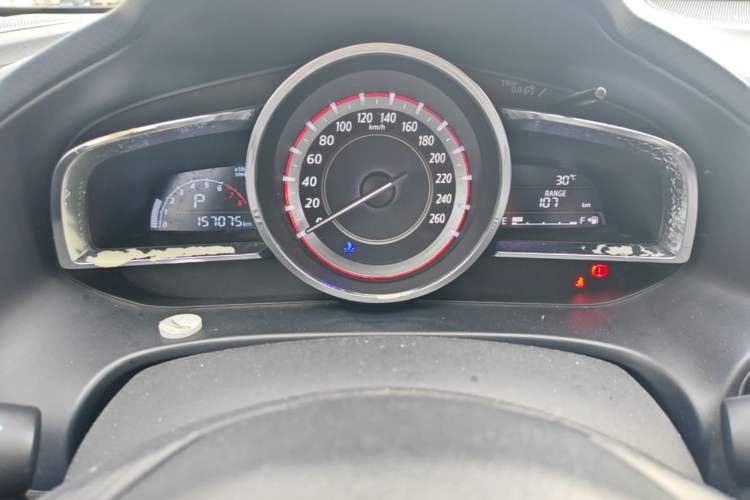 Used Mazda 3 Axela 2016 Sedan 1.5L Automatic Comfort Model Instrument Cluster