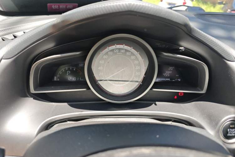 Used Mazda 3 Axela 2016 Sedan 1.5L Automatic Comfort Model Instrument Cluster