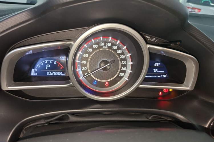 Used Mazda 3 Axela 2016 Sedan 1.5L Automatic Luxury Model Instrument Cluster