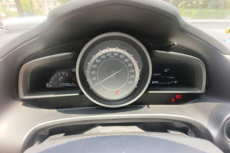 Used Mazda 3 Axela 2016 Sedan 1.5L Automatic Comfort Model Instrument Cluster