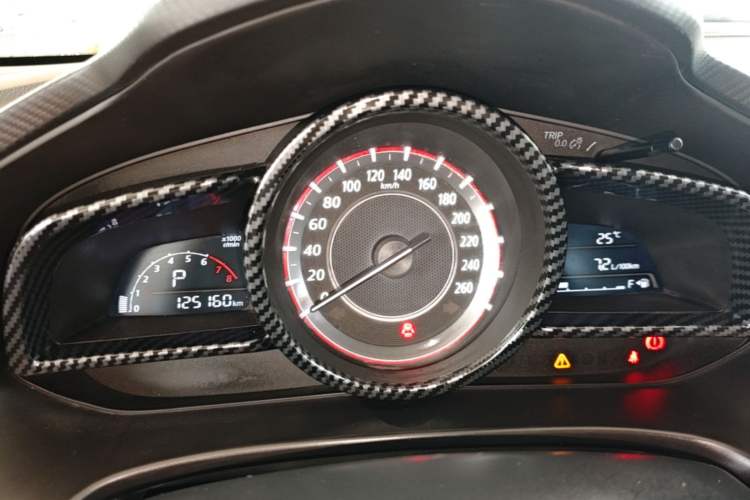 Used Mazda 3 Axela 2016 Sedan 1.5L Automatic Comfort Model Instrument Cluster