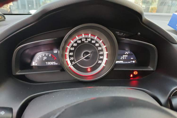Used Mazda 3 Axela 2016 Sedan 1.5L Automatic Comfort Model Instrument Cluster
