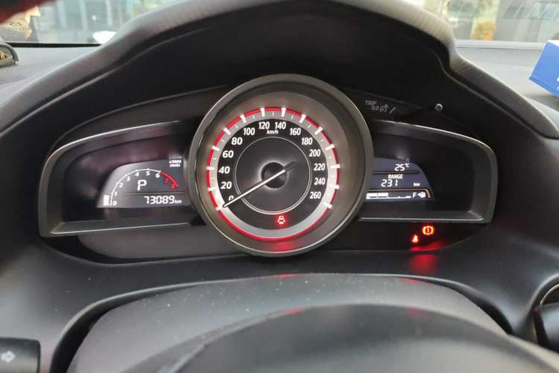 Used Mazda 3 Axela 2016 Sedan 1.5L Automatic Comfort Model Instrument Cluster