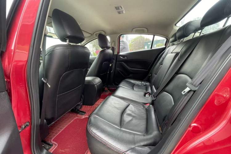 Used Mazda 3 Axela 2016 Sedan 1.5L Automatic Comfort Model Interior 1