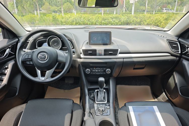Used Mazda 3 Axela 2016 Sedan 1.5L Automatic Luxury Model Interior 11