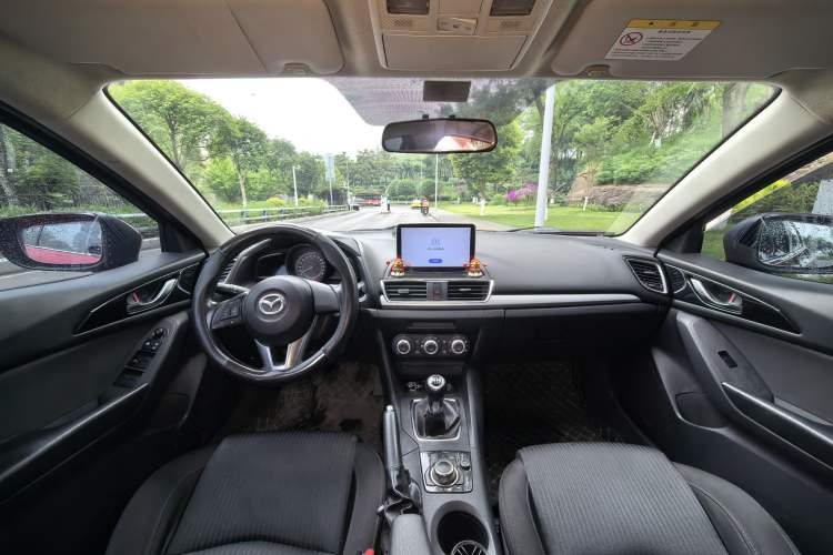 Used Mazda 3 Axela 2016 Sedan 1.5L Manual Comfort Model Interior 2