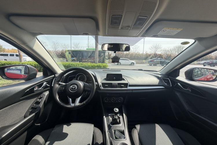 Used Mazda 3 Axela 2016 Sedan 1.5L Manual Comfort Model Interior 3