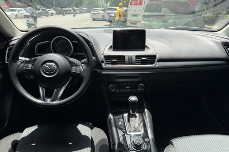 Used Mazda 3 Axela 2016 Hatchback 1.5L Automatic Luxury Model Interior 5
