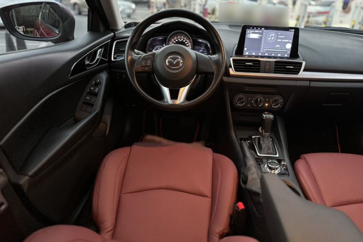 Used Mazda 3 Axela 2016 Sedan 1.5L Automatic Comfort Model Interior 8