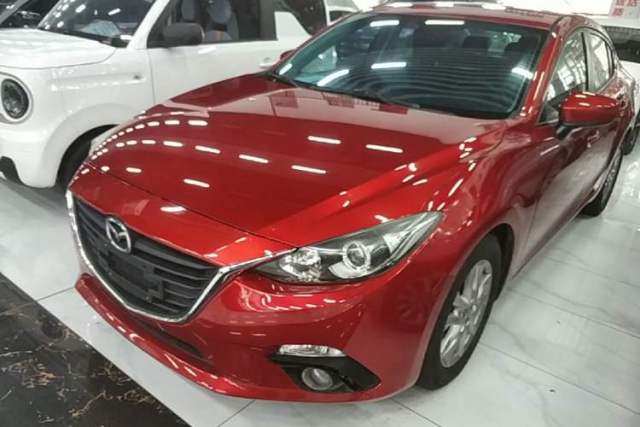 Used Mazda 3 Axela 2016 Sedan 1.5L Automatic Luxury Model