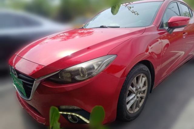 Used Mazda 3 Axela 2016 Sedan 1.5L Automatic Luxury Model