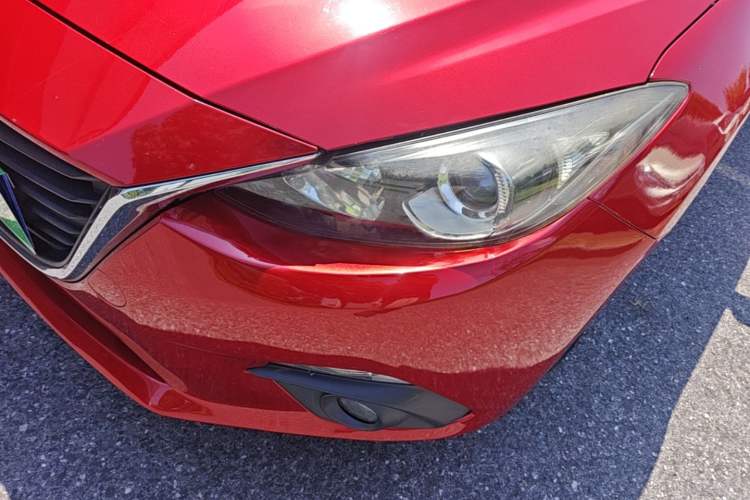 Used Mazda 3 Axela 2016 Sedan 1.5L Automatic Luxury Model Left Front Headlight